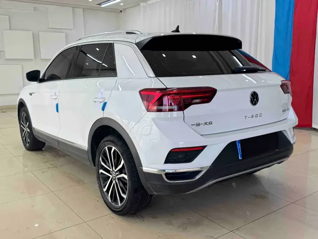 Volkswagen T-Roc — Фото автомобиля 4
