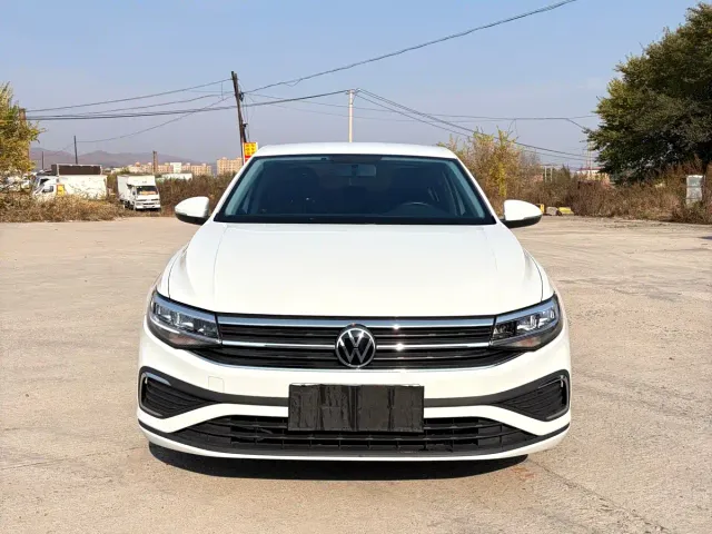 Volkswagen Bora — Фото автомобиля 2
