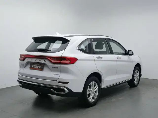 Haval M6 — Фото автомобиля 2