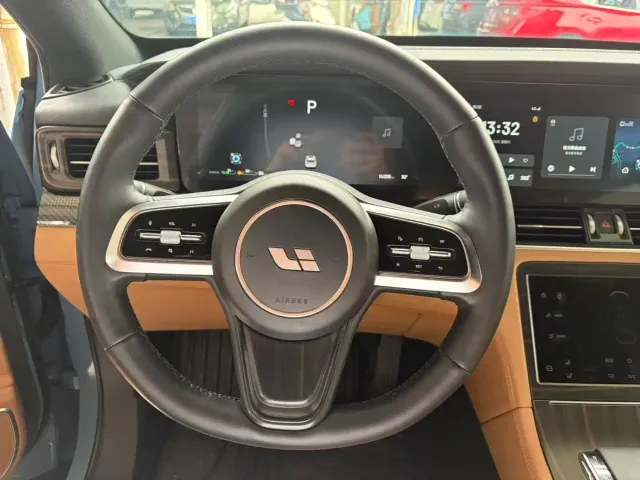 Li Auto ONE — Фото автомобиля 5