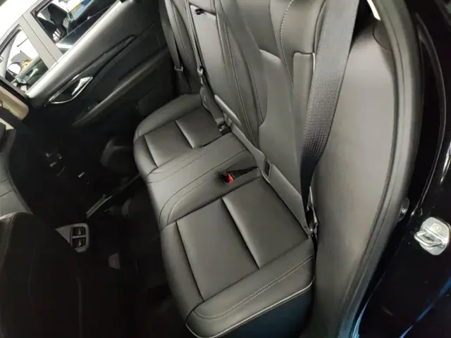Buick Envision Plus — Фото автомобиля 16