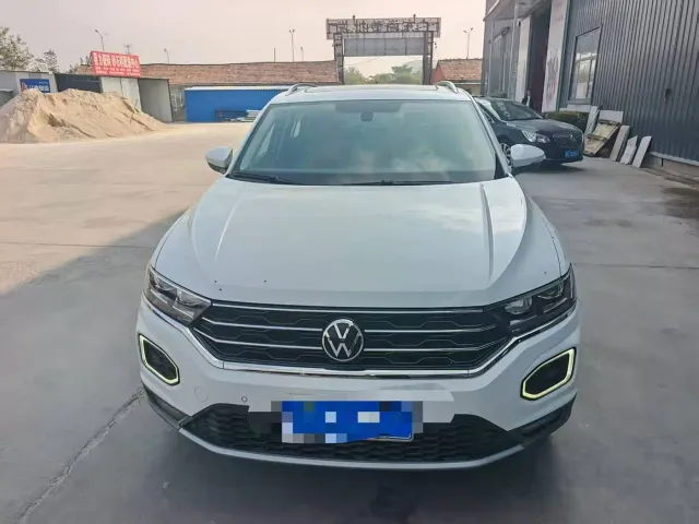 Volkswagen T-Roc — Фото автомобиля 2