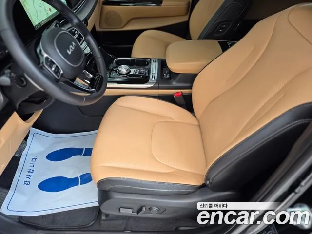 Kia Carnival Generation 4 — Фото автомобиля 14
