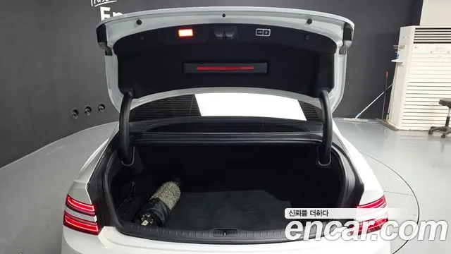 Genesis G80 RG3 — Фото автомобиля 26
