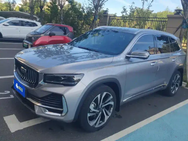 Фотография автомобиля — Geely Xingyue L