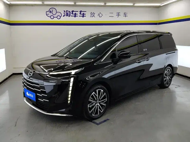 Фотография автомобиля — GAC Trumpchi E8