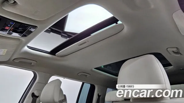 Hyundai Santafe — Фото автомобиля 11