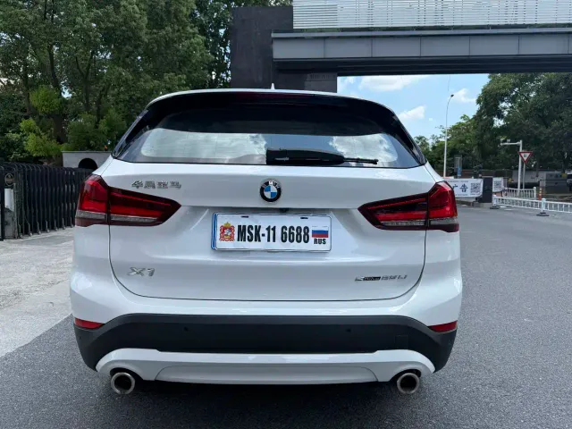 BMW X1 — Фото автомобиля 4