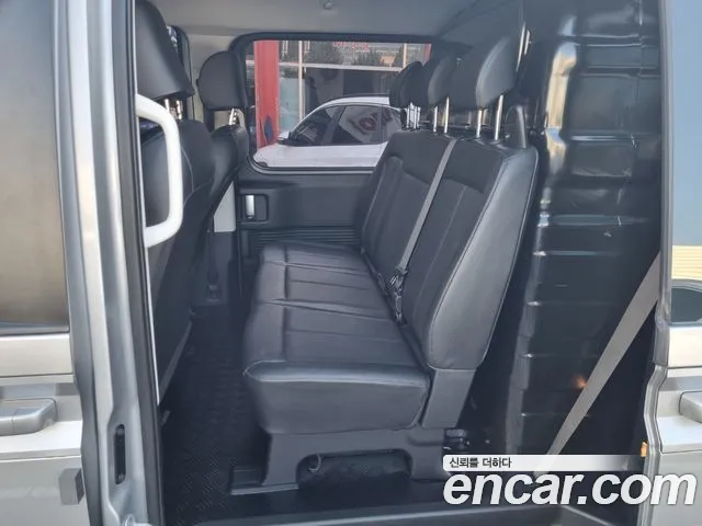Hyundai Staria — Фото автомобиля 10