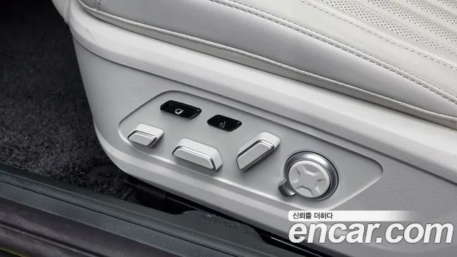 Hyundai Grandeur GN7 — Фото автомобиля 28