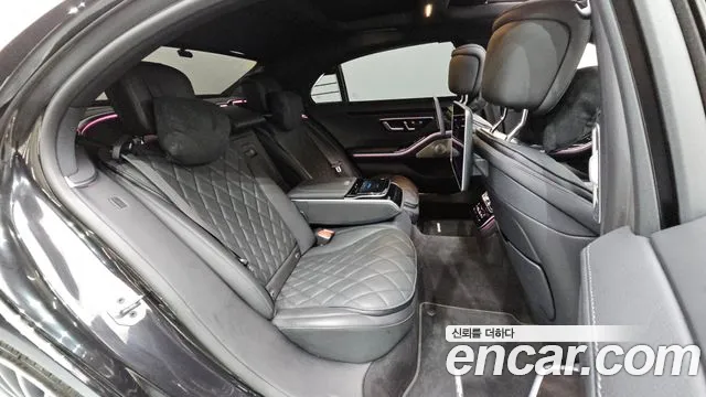 Mercedes-Benz S-Class — Фото автомобиля 17