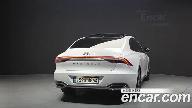 Hyundai Grandeur Новый Grandeur IG — Фото автомобиля 4