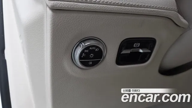 Mercedes-Benz EQS — Фото автомобиля 22