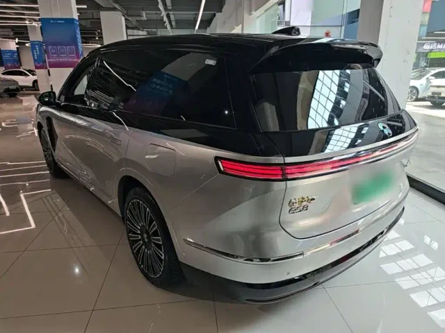 Nio ES8 — Фото автомобиля 4