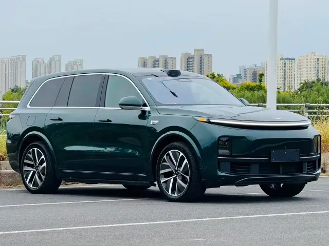 Li Auto L9 — Фото автомобиля 3