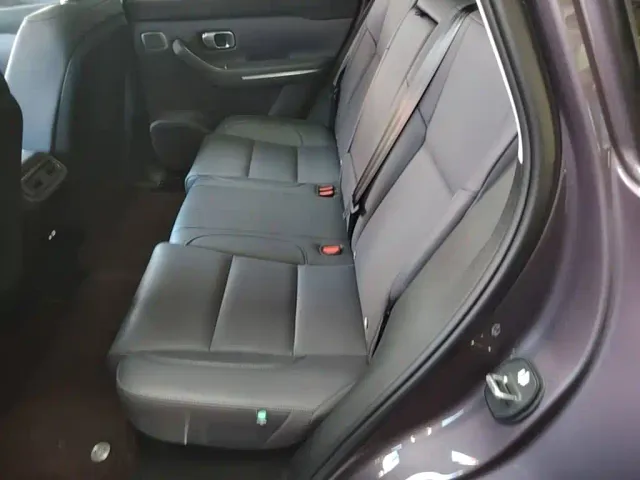 Leapmotor C10 — Фото автомобиля 16