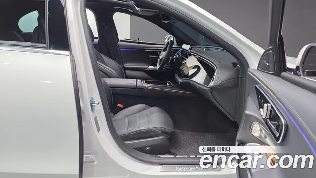 Mercedes-Benz E-Class — Фото автомобиля 11