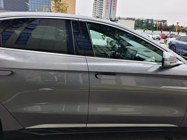BYD Han — Фото автомобиля 21