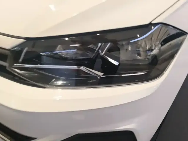 Volkswagen Polo 2021 Plus 1.5L Automatic Colorful Tech Edition — Фото автомобиля 23