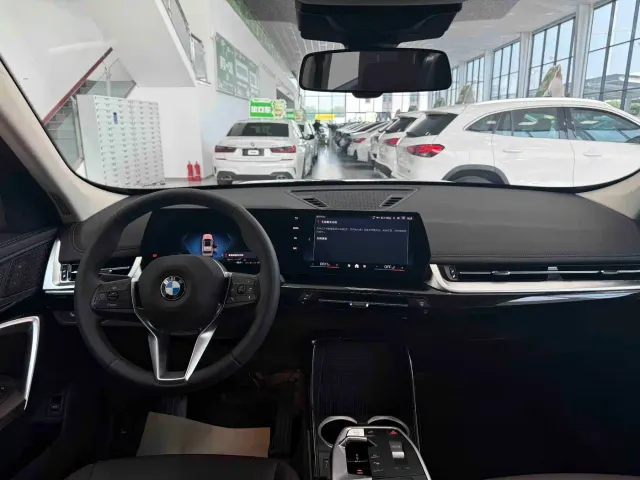 BMW X1 — Фото автомобиля 15