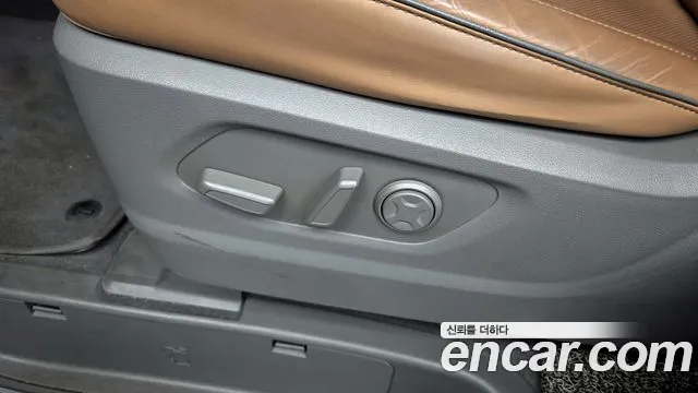 Hyundai Staria Staria 4WD Lounge 9 мест — Фото автомобиля 18