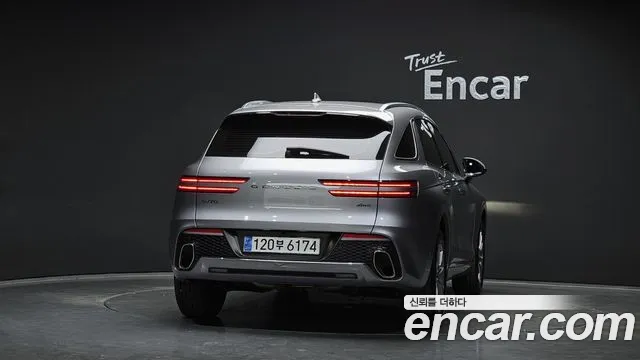 Genesis GV70 2.5T Бензин AWD — Фото автомобиля 4