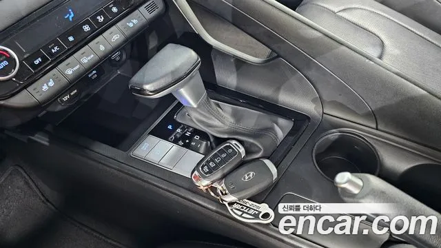Hyundai Avante CN7 — Фото автомобиля 9