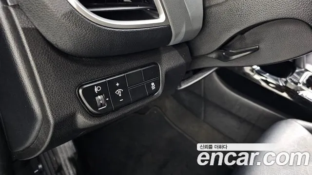 Kia Seltos — Фото автомобиля 13