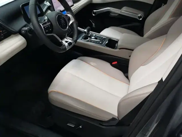 BYD Yuan PLUS — Фото автомобиля 9