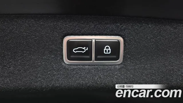 Genesis G90 Бензин 3.5 турбо AWD — Фото автомобиля 30