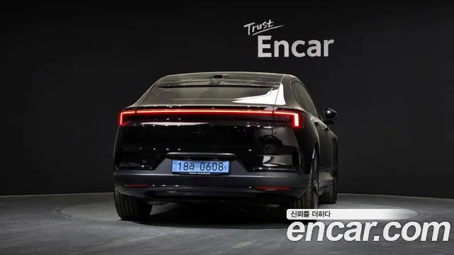 Polestar Polestar 4 — Фото автомобиля 4
