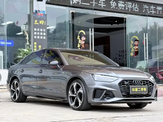 Audi A4L — Фото автомобиля 3