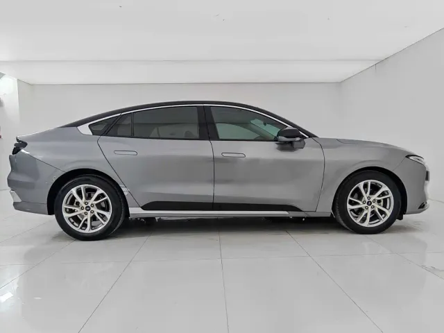 Ford Mondeo — Фото автомобиля 8