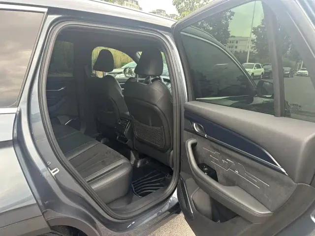 Geely Xingyue L — Фото автомобиля 8