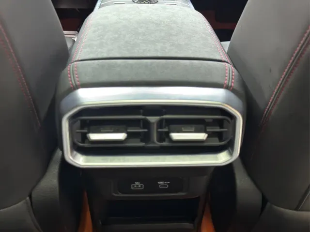 Jetour T2 — Фото автомобиля 15