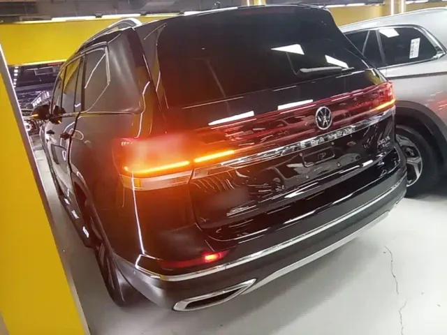 Volkswagen Teramont — Фото автомобиля 4