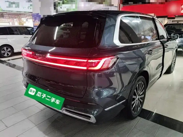 Geely Galaxy M9 — Фото автомобиля 6