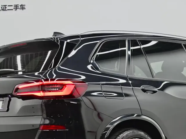 BMW X5 — Фото автомобиля 9