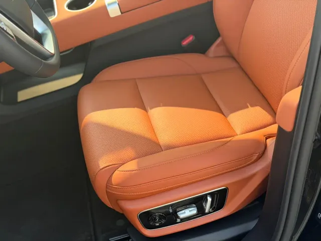 Li Auto L7 — Фото автомобиля 9