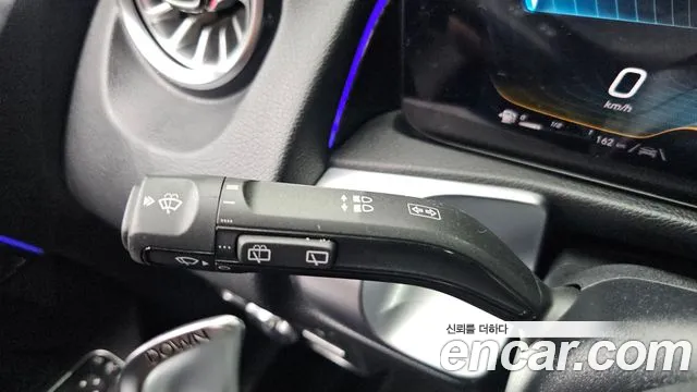 Mercedes-Benz GLB-Class — Фото автомобиля 25