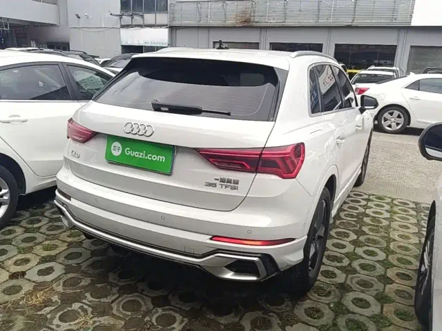 Audi Q3 — Фото автомобиля 6