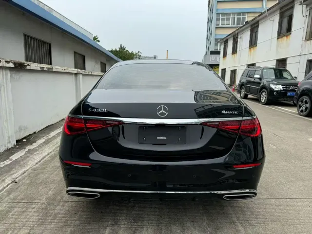 Mercedes-Benz S-Class — Фото автомобиля 9