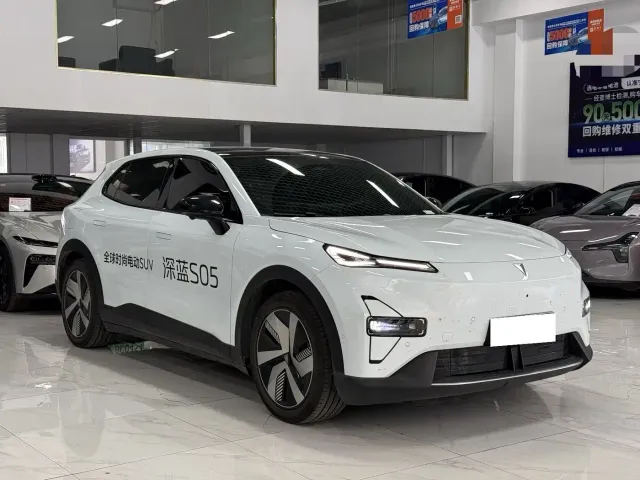 Deepal S05 — Фото автомобиля 3
