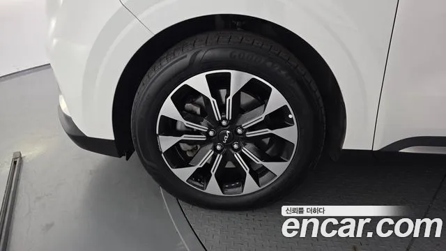 Kia Canival Carnival 4 поколение Бензин 9 мест Noblesse — Фото автомобиля 5