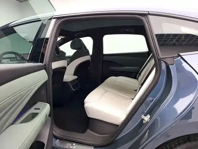 Nissan N7 — Фото автомобиля 10