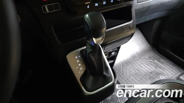 Hyundai Staria — Фото автомобиля 12