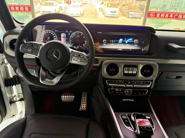 Mercedes-Benz G-Class — Фото автомобиля 11