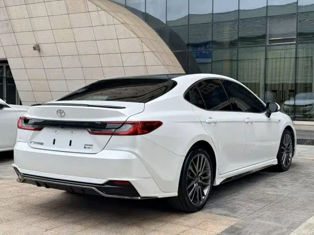 Toyota Camry — Фото автомобиля 18