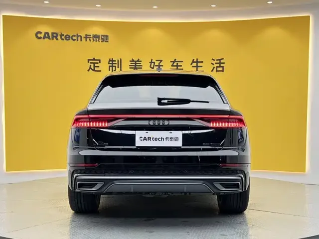 Audi Q8 — Фото автомобиля 5