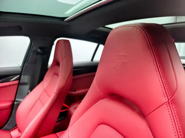 Porsche Panamera — Фото автомобиля 12